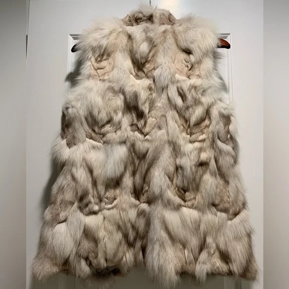 Fox fur vest, size small